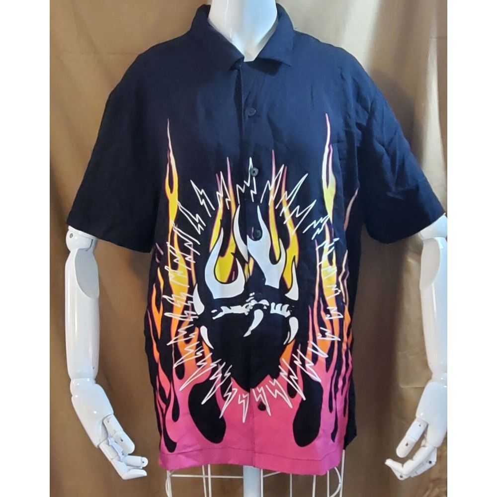 Ed Hardy Tattoo Grunge Punk Short Sleeve Shirt Men's MED‎ Button Front Flame